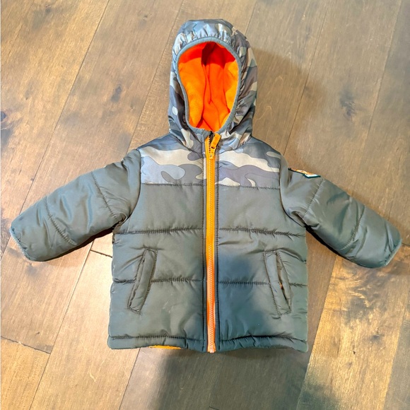 Carter’s Camouflage Hooded Puffer Jacket with Orange Lining - Picture 1 of 5